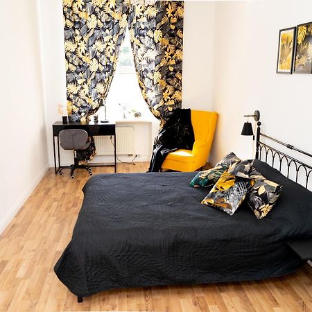 Charming Apartments In The Heart Of Lviv - Valova, Nasypna Str Екстер'єр фото