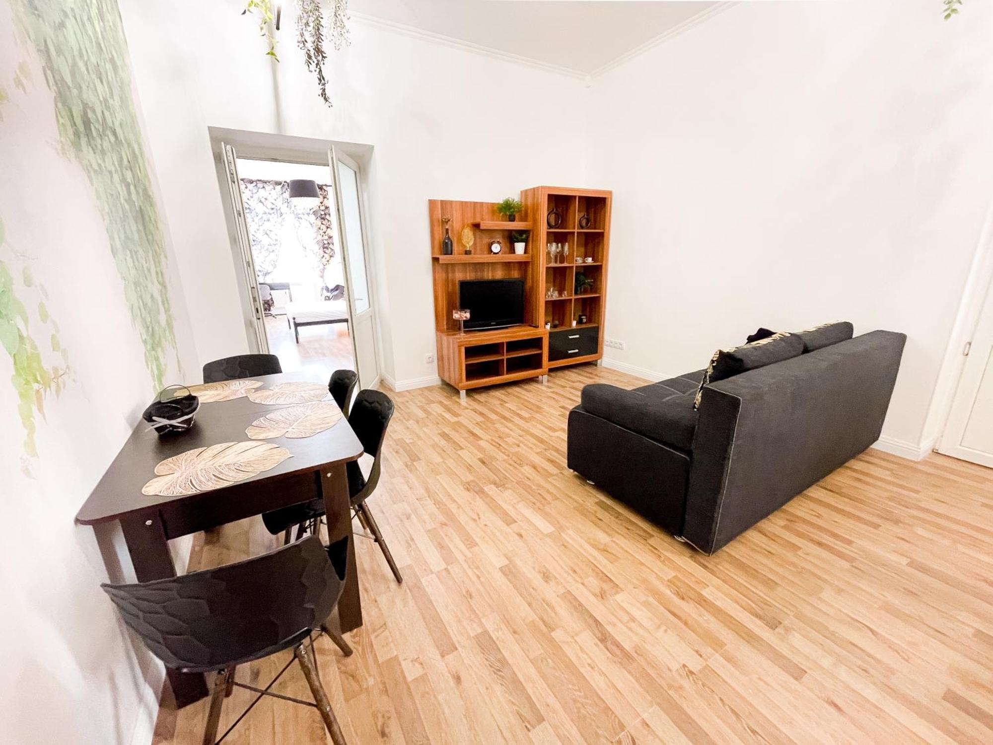 Charming Apartments In The Heart Of Lviv - Valova, Nasypna Str Екстер'єр фото