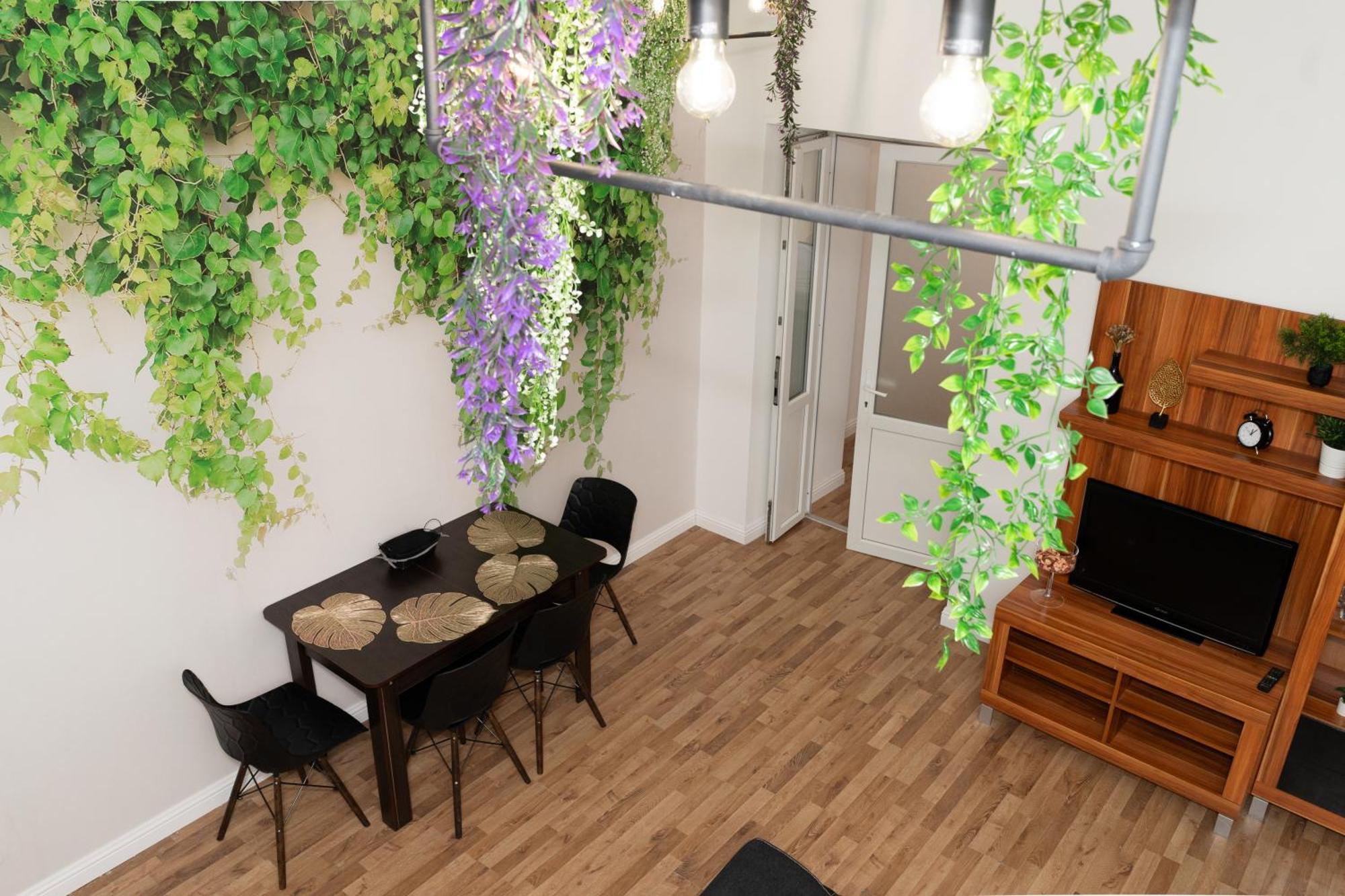 Charming Apartments In The Heart Of Lviv - Valova, Nasypna Str Екстер'єр фото
